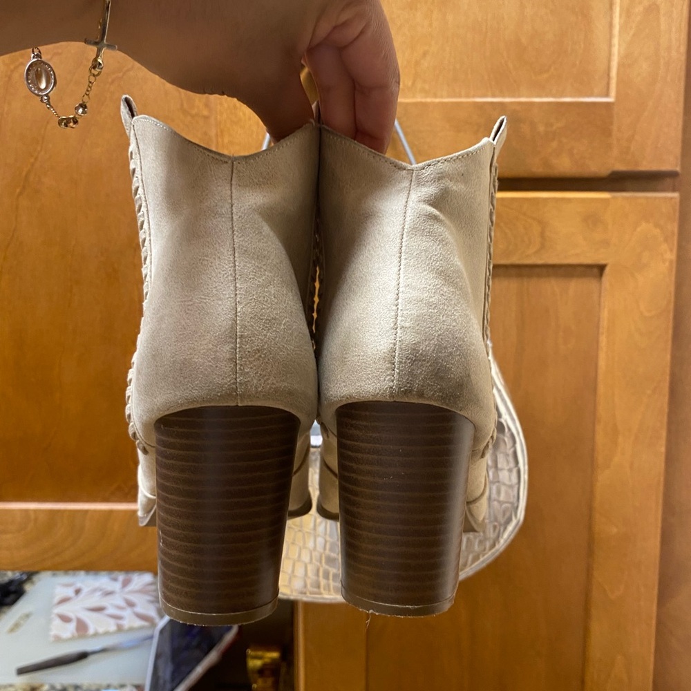 Western Bootie โญ๏ธ - Picture 7 of 8